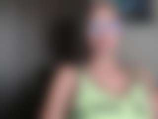 Trianabell's Live Sex Cam Show