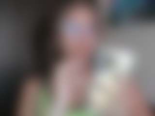 Live cam show with Trianabell - Solo on TastyBlacksLive