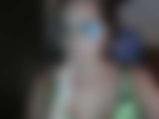 Trianabell's Live Sex Cam Show