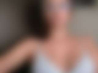 Live cam show with Trianabell - Italian on Strip Flash - Live Sex Shows | colombia