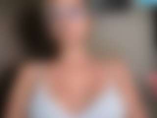 Trianabell's Live Sex Cam Show
