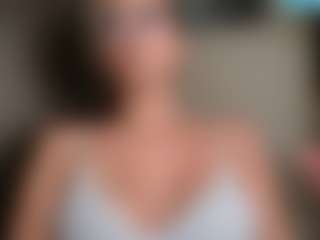 Trianabell's Live Sex Cam Show