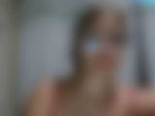 Trianabell's Live Sex Cam Show
