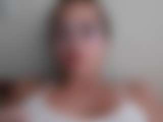 Trianabell's Live Sex Cam Show