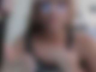 Trianabell's Live Sex Cam Show