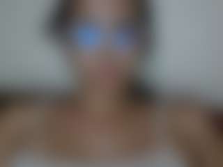 Trianabell's Live Sex Cam Show