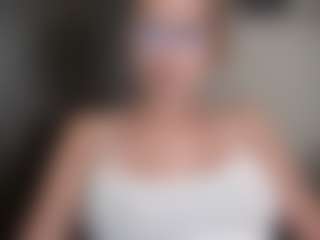 Trianabell's Live Sex Cam Show