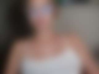 Trianabell's Live Sex Cam Show