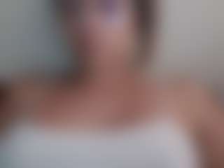 Trianabell's Live Sex Cam Show
