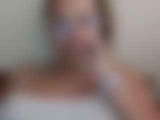 Trianabell's Live Sex Cam Show
