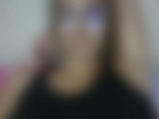 Trianabell's Live Sex Cam Show