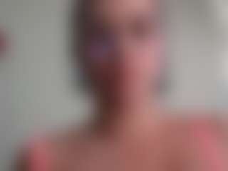 Trianabell's Live Sex Cam Show