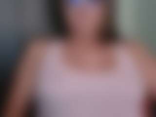 Trianabell's Live Sex Cam Show