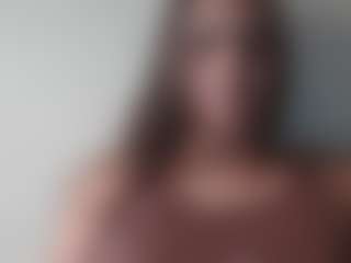Live cam show with Trianabell - Solo on luckytryst.com