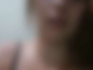 Trianabell's Live Sex Cam Show