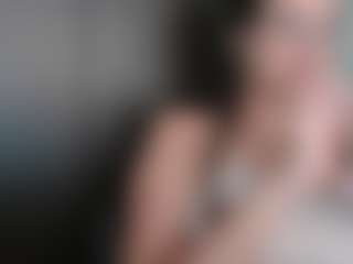 Trianabells Live-Sex-Cam-Show