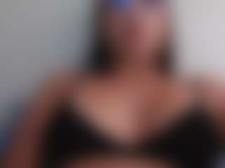 Trianabell's Live Sex Cam Show