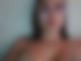Trianabell's Live Sex Cam Show