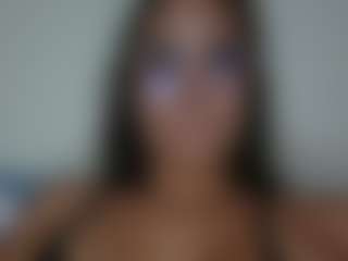 Trianabell's Live Sex Cam Show