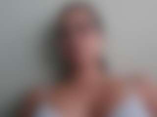 Trianabell's Live Sex Cam Show