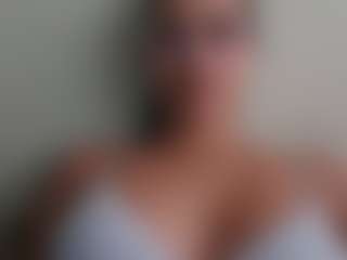 Trianabell's Live Sex Cam Show
