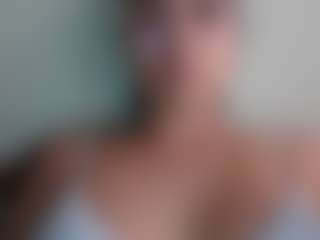 Trianabell's Live Sex Cam Show