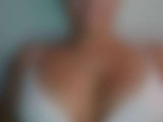 Live cam show with Trianabell - Pov on xplaylive.com