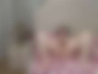SquirtyAngela's Live Sex Cam Show