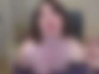 SquirtyAngela's Live Sex Cam Show