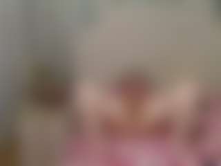 Live cam show with SquirtyAngela - Granny on CamwithHer