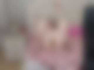 SquirtyAngela's Live Sex Cam Show