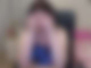SquirtyAngela MILF webcam performer live streaming