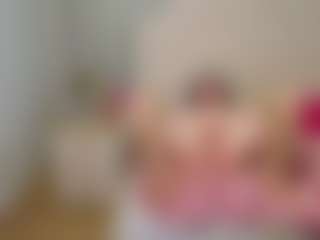 Live cam show with SquirtyAngela - Granny on PervPlay.com