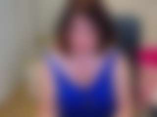 Live cam show with SquirtyAngela - Gamer Mature on pussylord.com