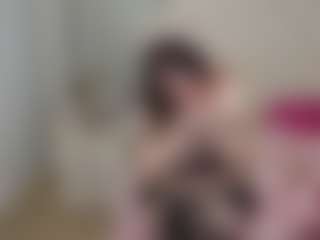 Live cam show with SquirtyAngela - Middle Aged on eurowanks.com