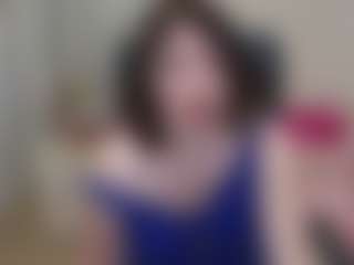 Live cam show with SquirtyAngela - Granny on madthumbs