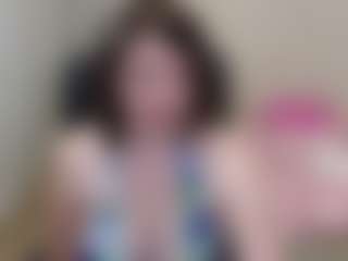SquirtyAngela's Live Sex Cam Show