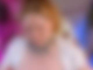 Live cam show with CassieRedKiss - Cute on studioflirtlive.com
