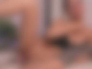 Live cam show with VeronicaDylan - Public on Mixed Magazine Live