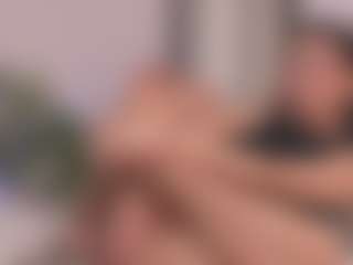 Live cam show with VeronicaDylan - Small Tits on TeamSkeetLive