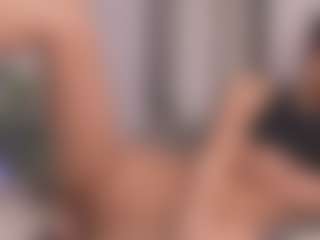 Live cam show with VeronicaDylan - Amateur on Soda Cam