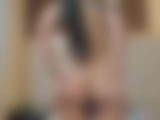 Live cam show with antonella-cutee - Young Adult on Hubzter Live