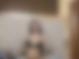 antonella-cutee's Live Sex Cam Show