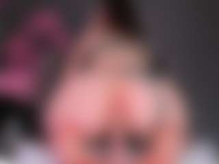 Live cam show with Liza - Blue Eyes on fapnchat