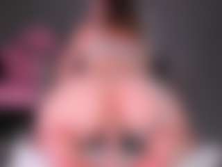 Live cam show with Liza - Thong on CamwithHer