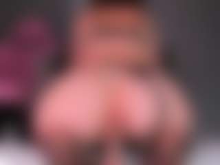 Live cam show with Liza - Thong on mypornchat.com