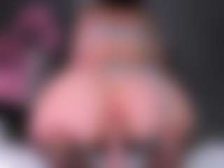 Live cam show with Liza - Bedroom Brown Hair on TeamSkeetLive
