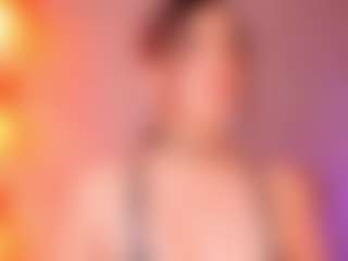 Live cam show with Lunar-leen - Striptease on boobsie.com