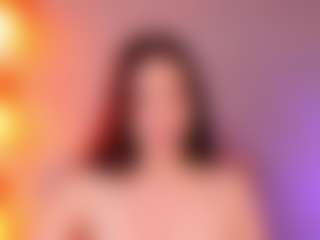 Live cam show with Lunar-leen - Play on Camsoda