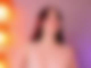 Live cam show with Lunar-leen - Latina on TottyGirls | colombia